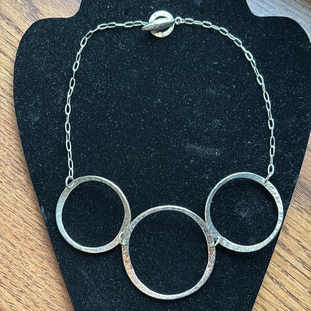 Sterling Silver .925 Hammered Three-Ring Necklace 17” - Picture 2 of 8